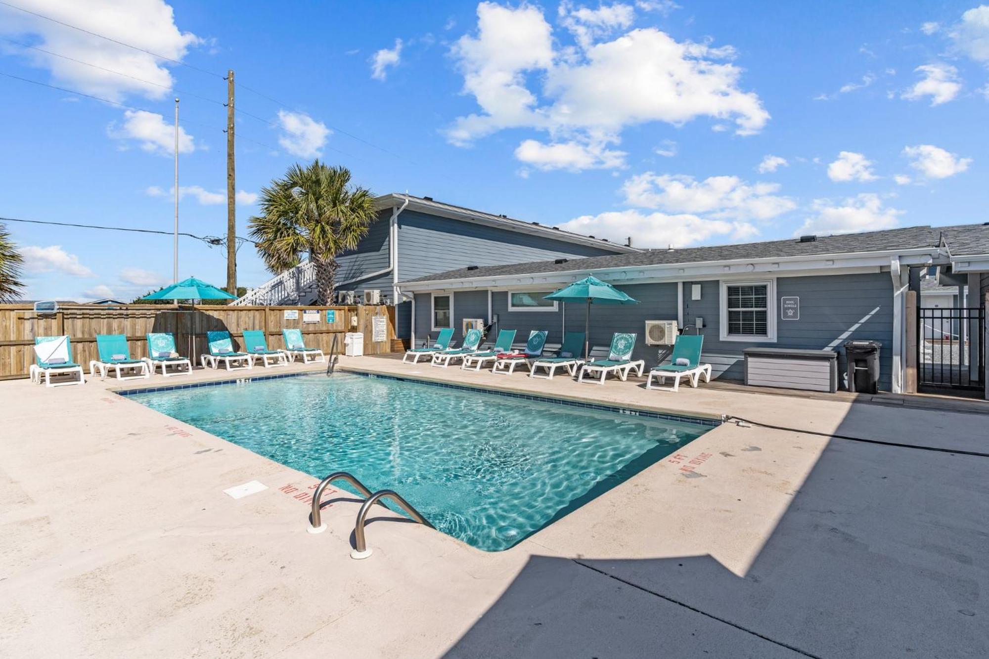 Loggerhead Inn And Suites Surf City Buitenkant foto
